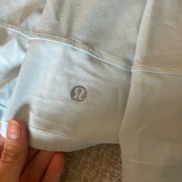 Lululemon skirt - Picture 3 of 4